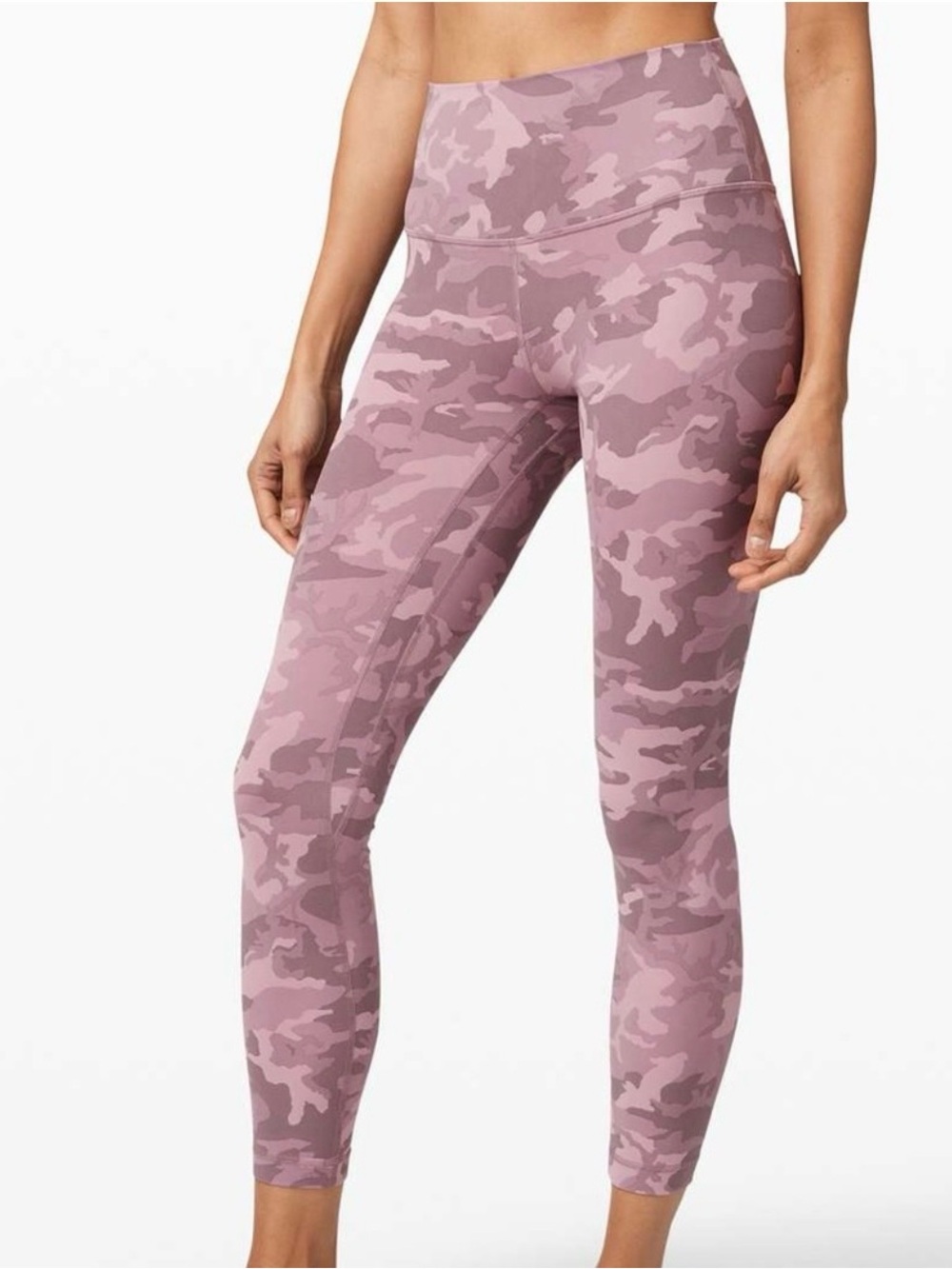 Lululemon Pink Camo Align Leggings 25”
Womens 2